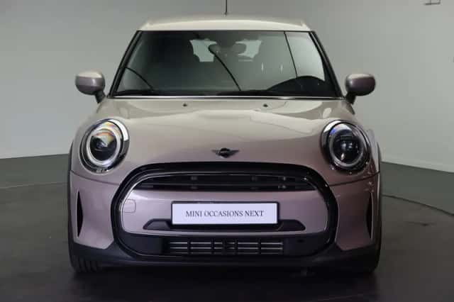 MINI Hatchback (2021) thumbnail 3