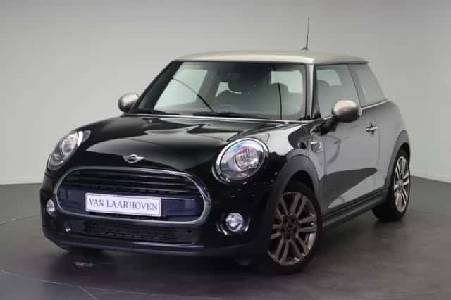 MINI Hatchback (2017) thumbnail 1
