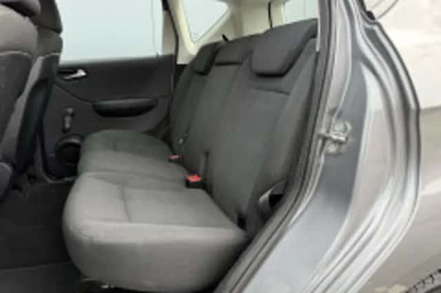 Mercedes-Benz A-Klasse (2011) thumbnail 5