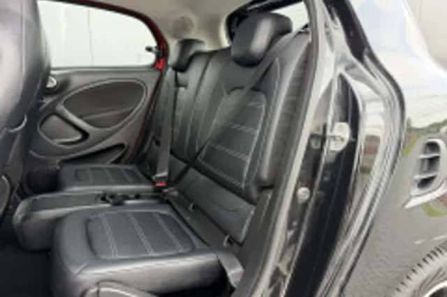 Smart Forfour (2015) thumbnail 5