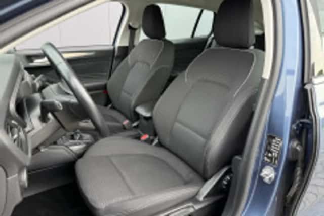 Ford Focus (2019) thumbnail 4