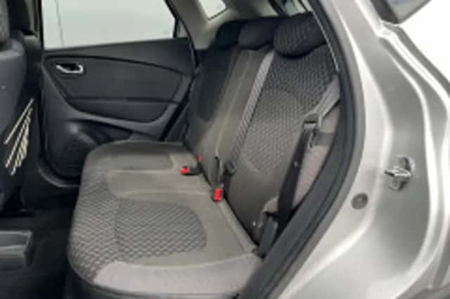 Renault Captur (2018) thumbnail 5