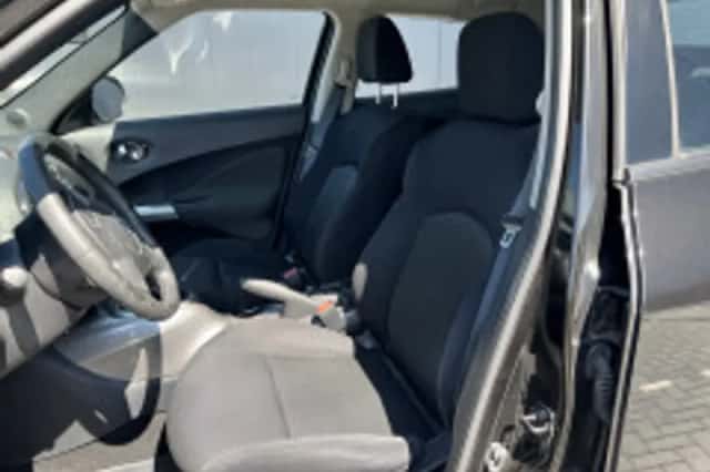 Nissan Juke (2012) thumbnail 5