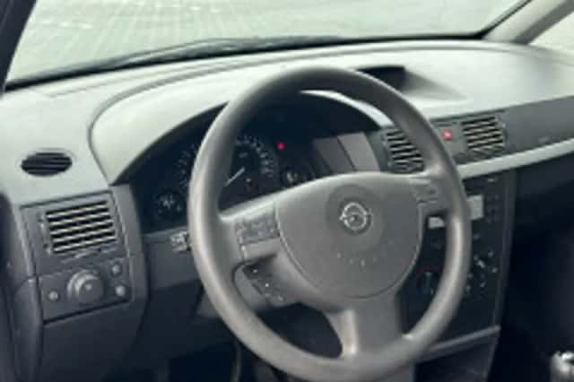 Opel Meriva (2005) thumbnail 4