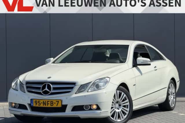Mercedes-Benz E-Klasse (2010) thumbnail 1
