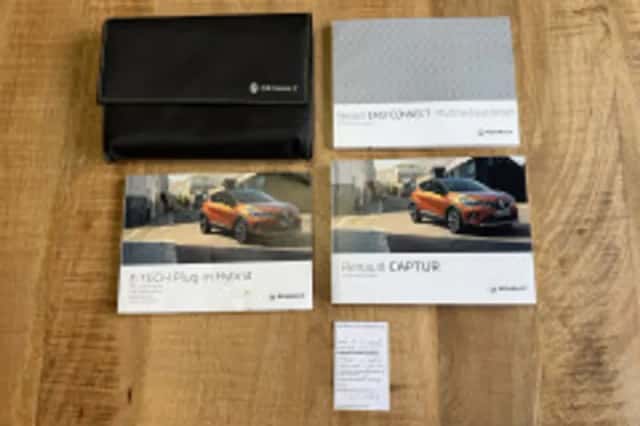Renault Captur (2021) thumbnail 6