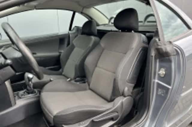 Peugeot 207 (2011) thumbnail 4