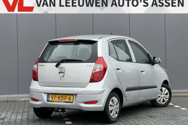 Hyundai i10 (2011) thumbnail 2