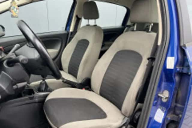 Fiat Grande-punto (2006) thumbnail 4