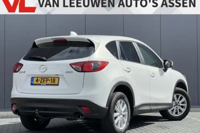 Mazda CX-5 (2015) thumbnail 2