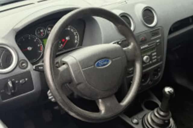 Ford Fusion (2007) thumbnail 3