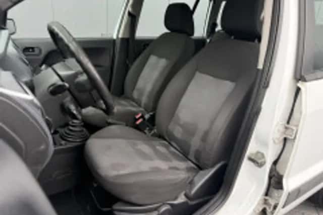 Ford Fusion (2007) thumbnail 4
