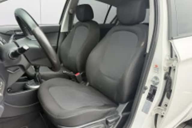 Hyundai i20 (2014) thumbnail 4