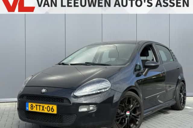 Fiat Punto (2014) thumbnail 1