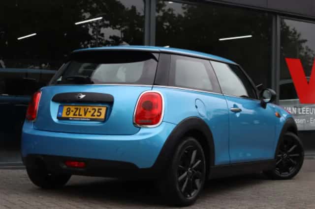 MINI One (2015) thumbnail 2