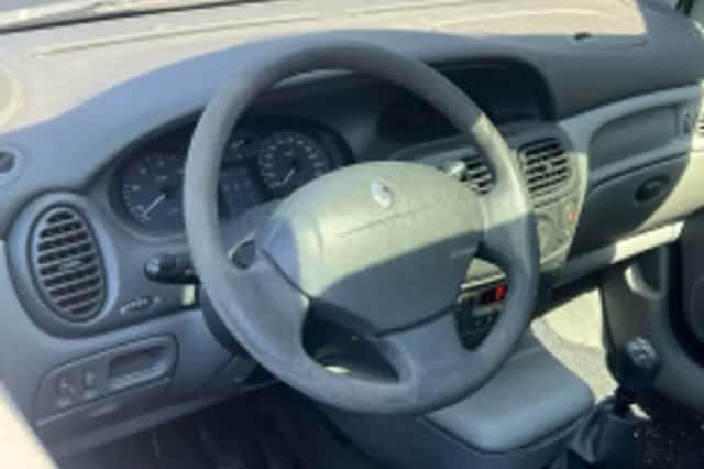 Renault Scénic (2002) thumbnail 4