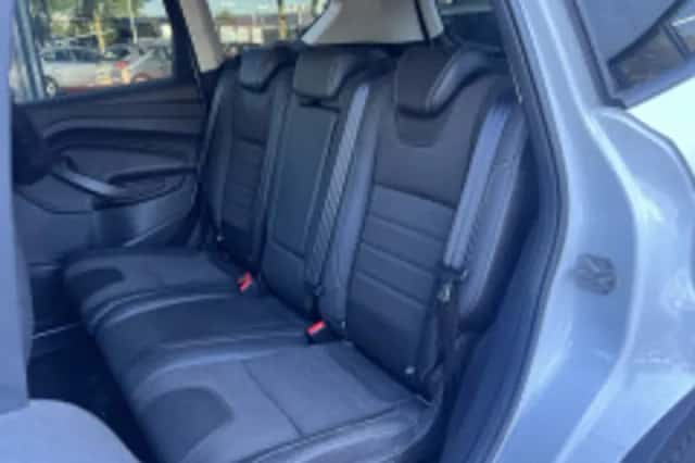Ford Kuga (2014) thumbnail 6