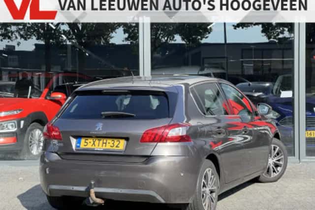 Peugeot 308 (2014) thumbnail 2