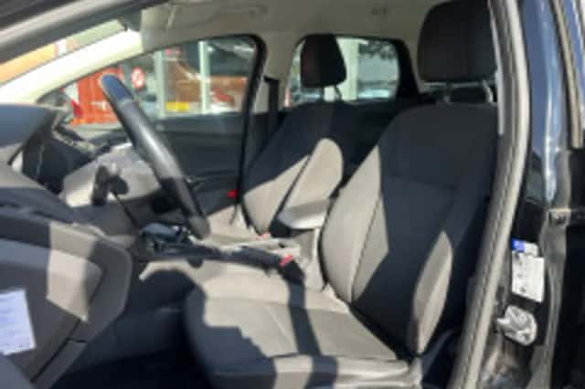 Ford Focus (2017) thumbnail 5