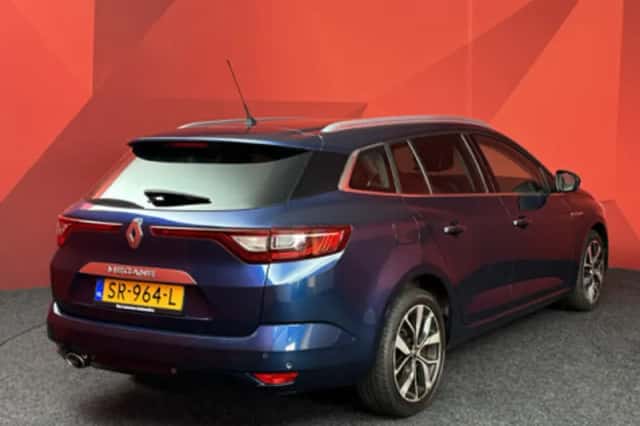 Renault Megane-estate (2018) thumbnail 2
