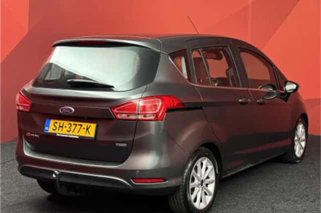 Ford B-Max (2018) thumbnail 2