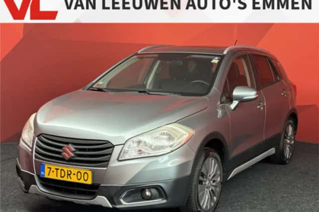 Suzuki S-cross (2014) thumbnail 1