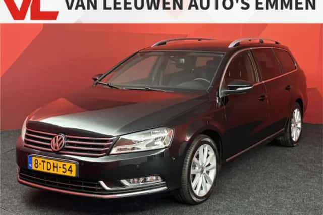 Volkswagen Passat (2014) thumbnail 1