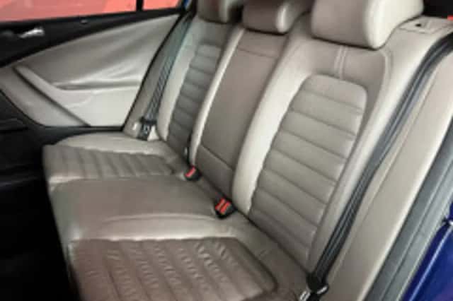 Volkswagen Passat (2006) thumbnail 5