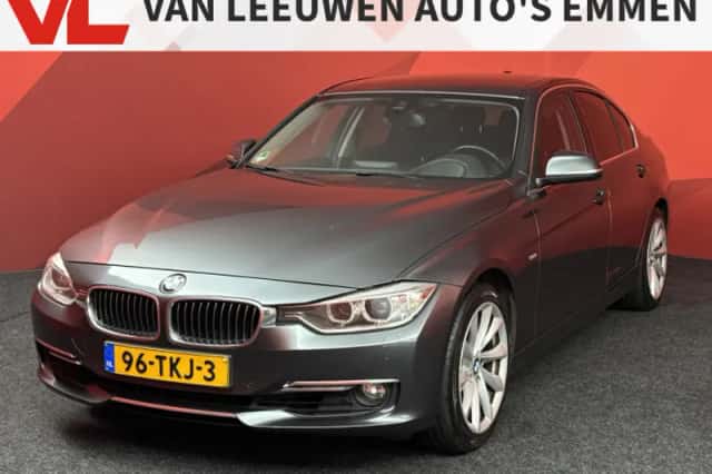 BMW 3-Serie (2012) thumbnail 1