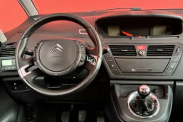 Citroën C4 Picasso (2015) thumbnail 4
