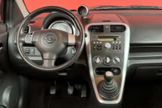 Opel Agila (2008) thumbnail 4