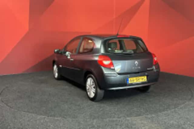 Renault Clio (2006) thumbnail 6