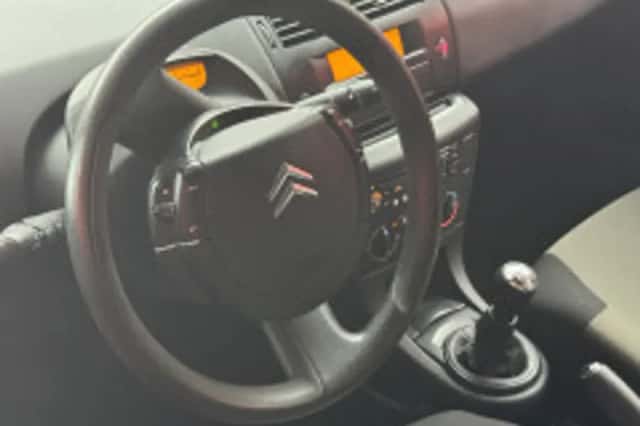 Citroën C4 (2006) thumbnail 3