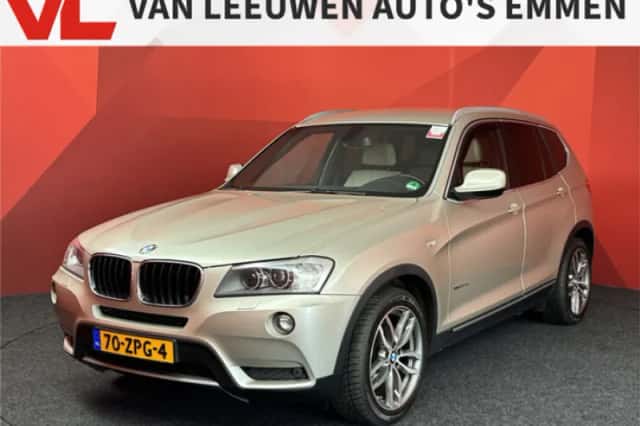 BMW X3 (2013) thumbnail 1