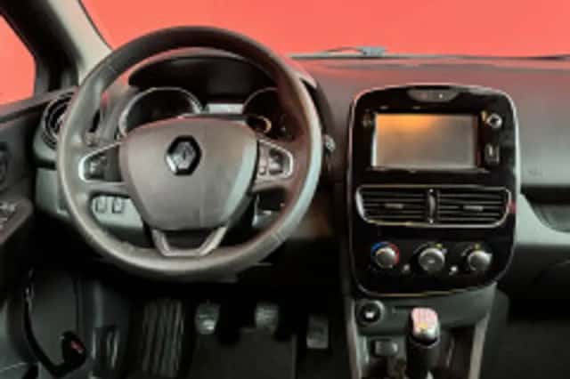 Renault Clio (2016) thumbnail 4