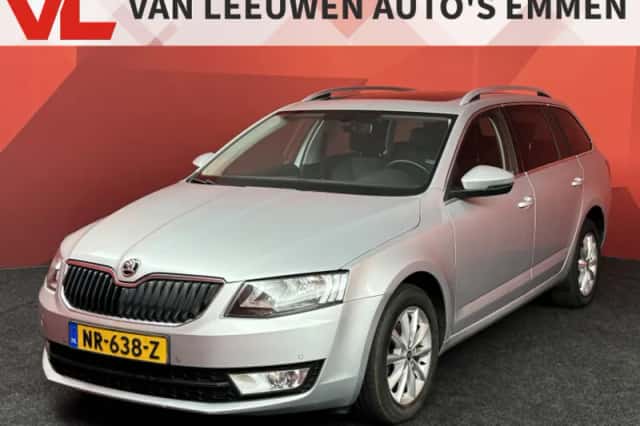 Škoda Octavia (2017) thumbnail 1