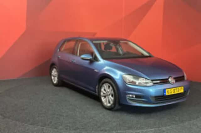 Volkswagen Golf (2016) thumbnail 5