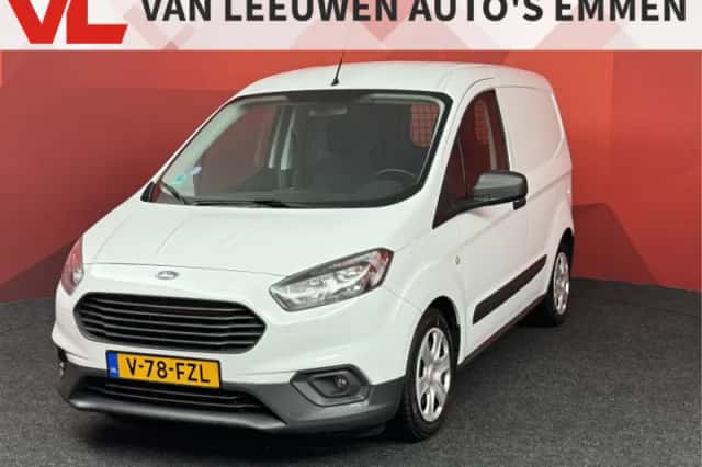 Ford Transit Courier (2024) thumbnail 1