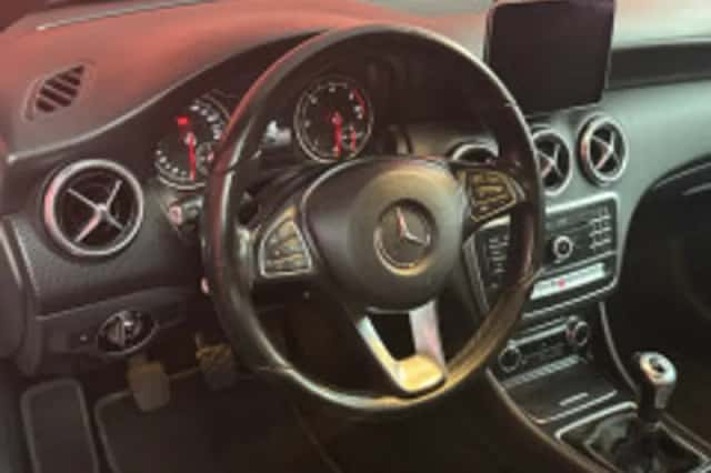 Mercedes-Benz A-Klasse (2017) thumbnail 3