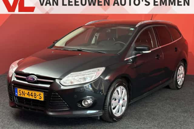 Ford Focus (2018) thumbnail 1