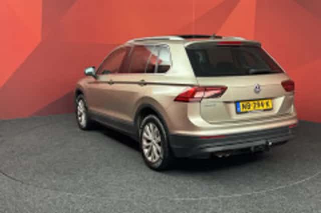 Volkswagen Tiguan (2017) thumbnail 6