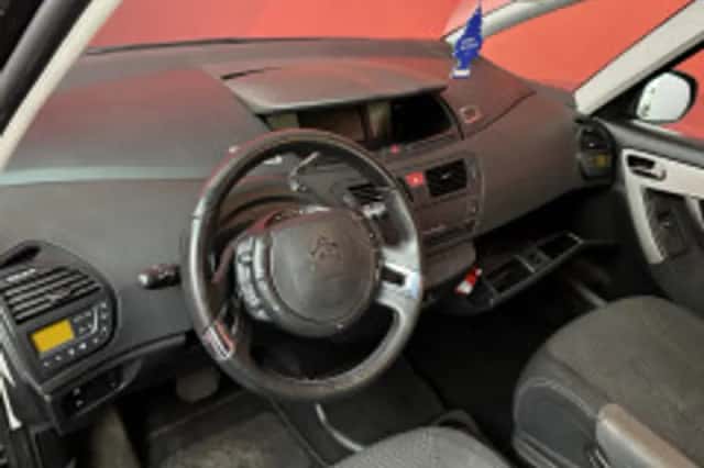 Citroën C4 (2012) thumbnail 3