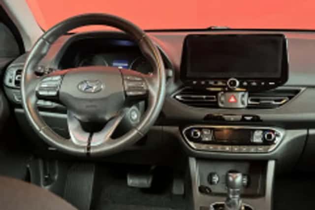 Hyundai i30 (2023) thumbnail 4