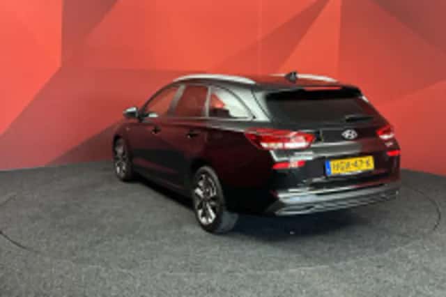 Hyundai i30 (2023) thumbnail 6