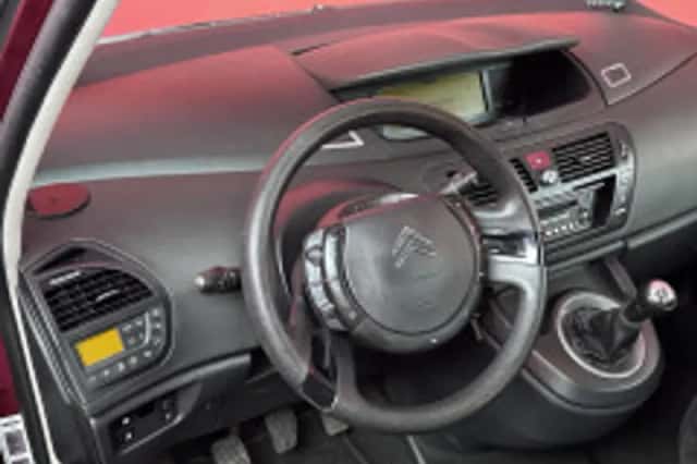 Citroën C4 Picasso (2008) thumbnail 3