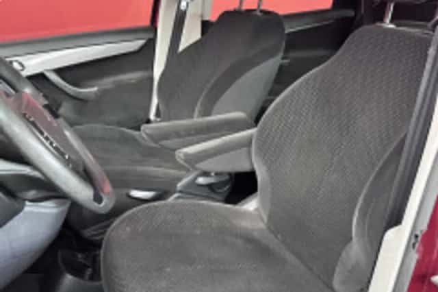 Citroën C4 Picasso (2008) thumbnail 6