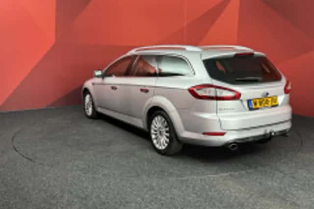 Ford Mondeo (2010) thumbnail 6