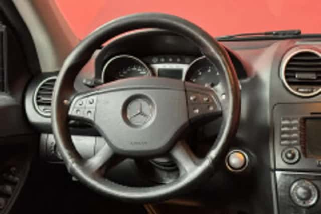 Mercedes-Benz ML-Klasse (2007) thumbnail 3