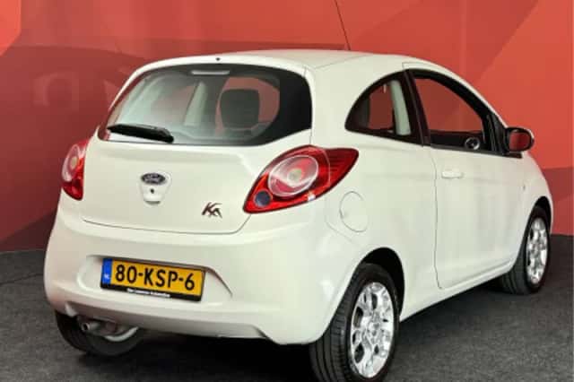 Ford Ka (2010) thumbnail 2