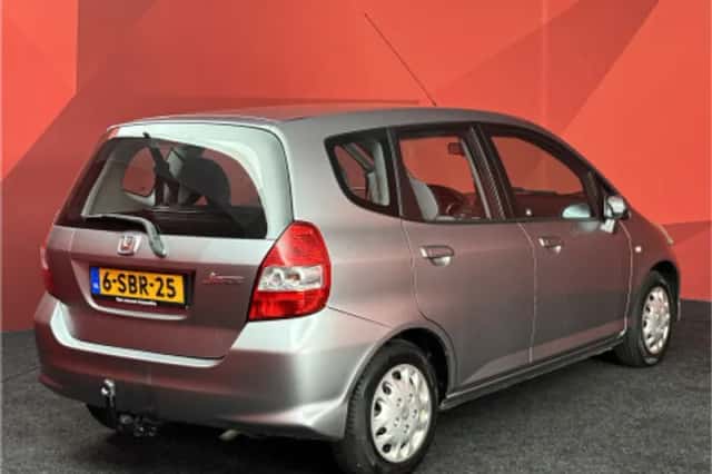 Honda Jazz (2013) thumbnail 2